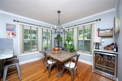 House in Saint Petersburg, Florida 2 bedrooms, 155.24 sq.m. № 1881173 - photo 18