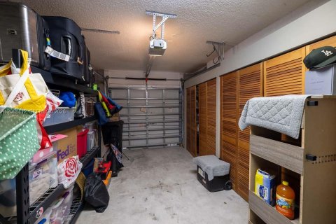 Touwnhouse à vendre à Pembroke Pines, Floride: 2 chambres, 124.3 m2 № 2305404 - photo 24