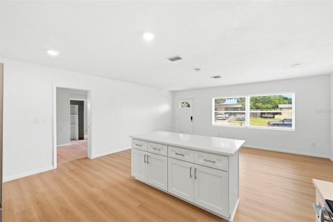 Casa en venta en Largo, Florida, 3 dormitorios, 135.45 m2 № 2157424 - foto 13