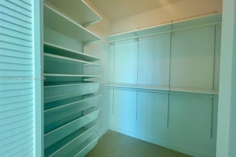 Condominio en venta en Miami, Florida, 1 dormitorio, 68.19 m2 № 2253057 - foto 7
