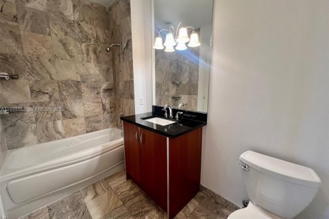 Condominio en venta en Miami, Florida, 1 dormitorio, 68.19 m2 № 2253057 - foto 10
