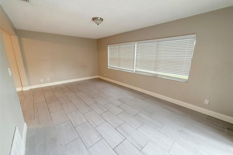 Villa ou maison à vendre à Lakeland, Floride: 3 chambres, 193.61 m2 № 2403012 - photo 13