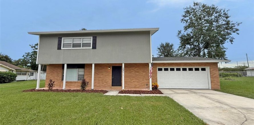 Villa ou maison à Lakeland, Floride 3 chambres, 193.61 m2 № 2403012