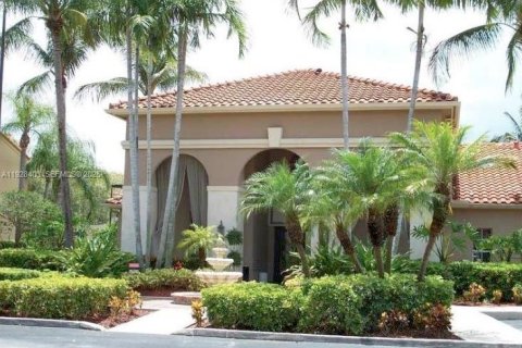 Снять в аренду кондоминиум в Хайалиа, Флорида 1 спальня, 72.65м2, № 1988530 - фото 13