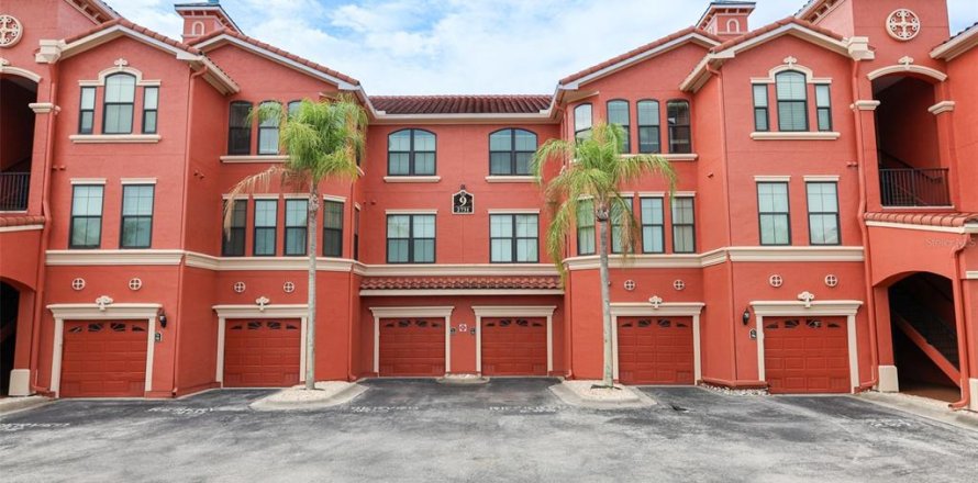 Apartment in Clearwater, Florida 2 bedrooms, 103.12 sq.m. № 2151233