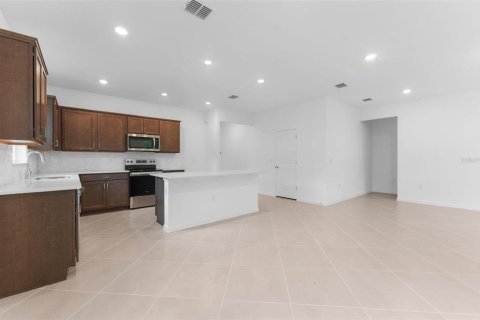 Casa en venta en Ocala, Florida, 4 dormitorios, 171.87 m2 № 1905994 - foto 5