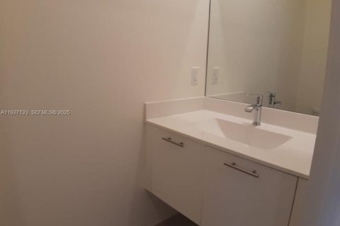 Appartement à louer à Doral, Floride: 2 chambres, 99.59 m2 № 1988090 - photo 18