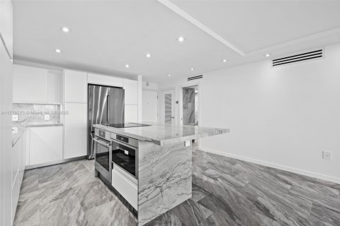 Купить кондоминиум в Майами-Бич, Флорида 1 спальня, 79.71м2, № 2056957 - фото 3