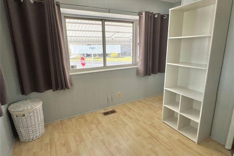 Снять в аренду квартиру в Сент-Питерсберг, Флорида 3 комнаты, 77.29м2, № 1916528 - фото 9