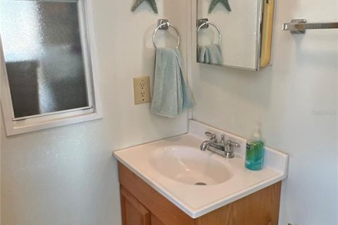 Снять в аренду квартиру в Сент-Питерсберг, Флорида 3 комнаты, 77.29м2, № 1916528 - фото 10