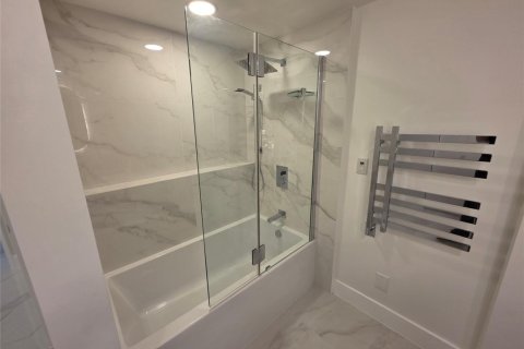 Купить кондоминиум в Авентура, Флорида 1 спальня, 79.9м2, № 2172864 - фото 20