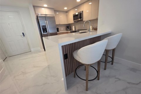 Купить кондоминиум в Авентура, Флорида 1 спальня, 79.9м2, № 2172864 - фото 5