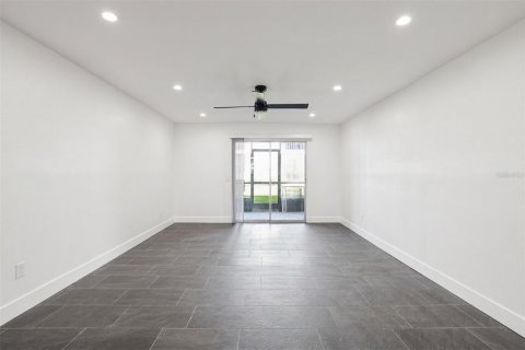 Copropriété à louer à Tampa, Floride: 2 chambres, 91.42 m2 № 2418641 - photo 14