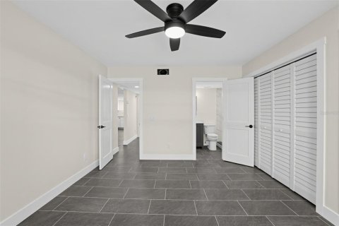 Copropriété à louer à Tampa, Floride: 2 chambres, 91.42 m2 № 2418641 - photo 15