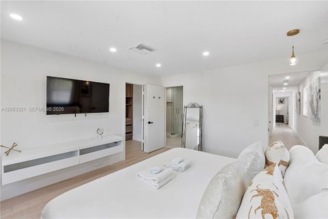 Villa ou maison à louer à Lauderdale-by-the-Sea, Floride: 5 chambres, 358.6 m2 № 2176876 - photo 29