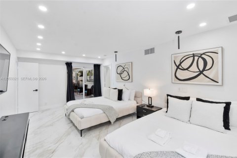 Villa ou maison à louer à Lauderdale-by-the-Sea, Floride: 5 chambres, 358.6 m2 № 2176876 - photo 23