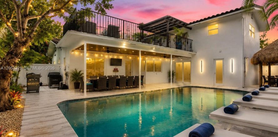 Villa ou maison à Lauderdale-by-the-Sea, Floride 5 chambres, 358.6 m2 № 2176876