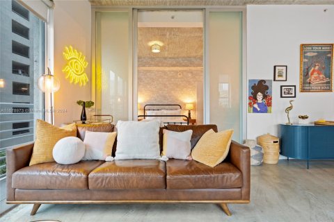 Condo in Miami, Florida, 2 bedrooms  № 1409269 - photo 7