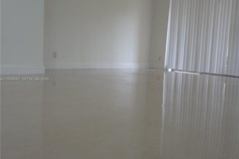 Condominio en alquiler en Plantation, Florida, 1 dormitorio, 74.88 m2 № 1997118 - foto 19