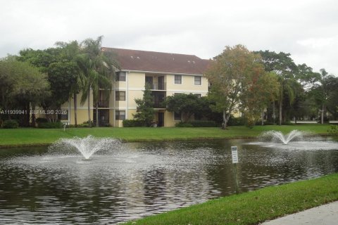 Condominio en alquiler en Plantation, Florida, 1 dormitorio, 74.88 m2 № 1997118 - foto 5