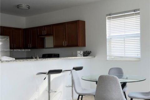 Copropriété à vendre à Doral, Floride: 3 chambres, 124.02 m2 № 1999194 - photo 4