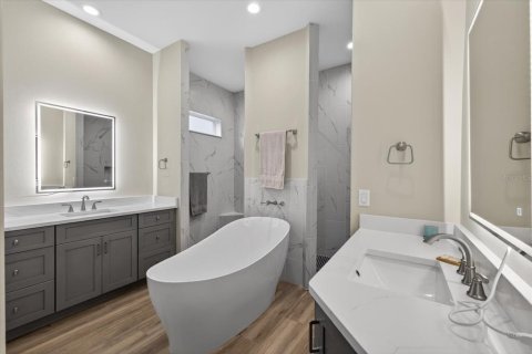 Villa ou maison à vendre à Lutz, Floride: 4 chambres, 271.83 m2 № 2353168 - photo 21