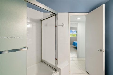 Купить кондоминиум в Исламорада, Вилладж оф Айлендс, Флорида 2 спальни, 161.28м2, № 2018961 - фото 19