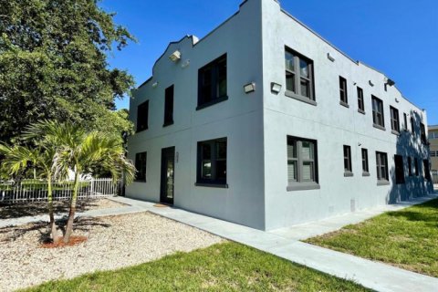 Apartamento en alquiler en Hollywood, Florida, 1 dormitorio, 52.03 m2 № 959372 - foto 1