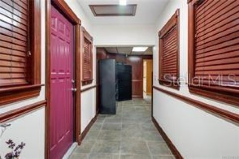 Immobilier commercial à vendre à Inglis, Floride: 762.54 m2 № 2166815 - photo 9