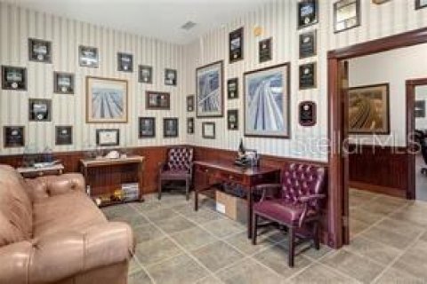 Immobilier commercial à vendre à Inglis, Floride: 762.54 m2 № 2166815 - photo 3