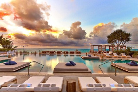 Купить кондоминиум в Майами-Бич, Флорида 1 спальня, 82.96м2, № 1982792 - фото 20