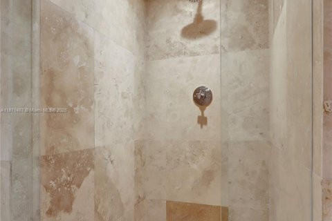 Купить кондоминиум в Майами-Бич, Флорида 1 спальня, 82.96м2, № 1982792 - фото 15