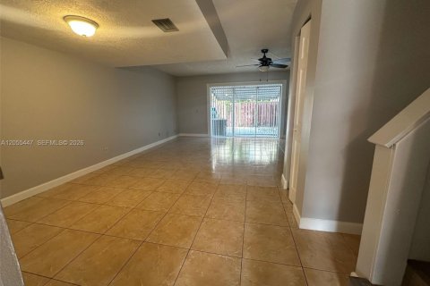 Touwnhouse à vendre à Davie, Floride: 2 chambres, 123.56 m2 № 2168254 - photo 6