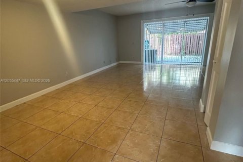 Touwnhouse à vendre à Davie, Floride: 2 chambres, 123.56 m2 № 2168254 - photo 7