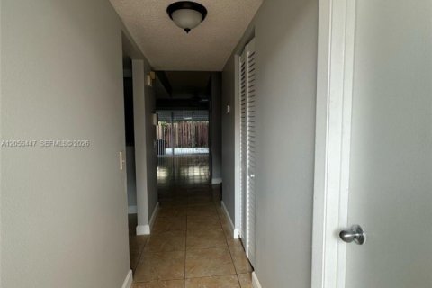 Touwnhouse à vendre à Davie, Floride: 2 chambres, 123.56 m2 № 2168254 - photo 10