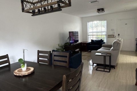 Touwnhouse à vendre à Pembroke Pines, Floride: 3 chambres, 148.55 m2 № 2077614 - photo 9