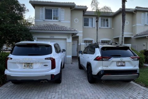 Touwnhouse à Pembroke Pines, Floride 3 chambres, 148.55 m2 № 2077614