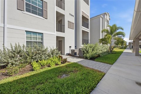 Condo in Venice, Florida, 2 bedrooms  № 2228144 - photo 2