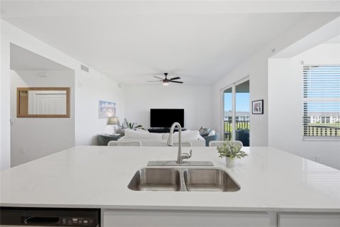 Condo in Venice, Florida, 2 bedrooms  № 2228144 - photo 14