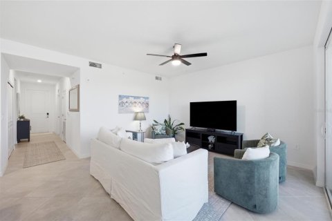 Condo in Venice, Florida, 2 bedrooms  № 2228144 - photo 24