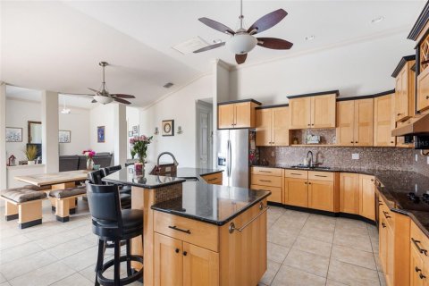 Casa en venta en Port Charlotte, Florida, 4 dormitorios, 255.39 m2 № 2106189 - foto 6