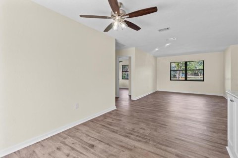 Villa ou maison à vendre à Dunnellon, Floride: 2 chambres, 103.12 m2 № 1690276 - photo 18