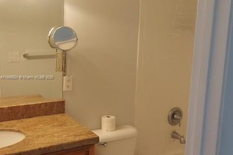 Copropriété à louer à Pompano Beach, Floride: 1 chambre, 72.93 m2 № 1950043 - photo 7