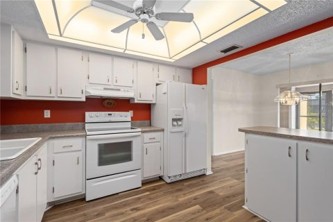 Condo in Venice, Florida, 2 bedrooms  № 1750562 - photo 10