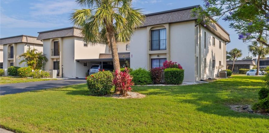 Condo in Venice, Florida, 2 bedrooms  № 1750562