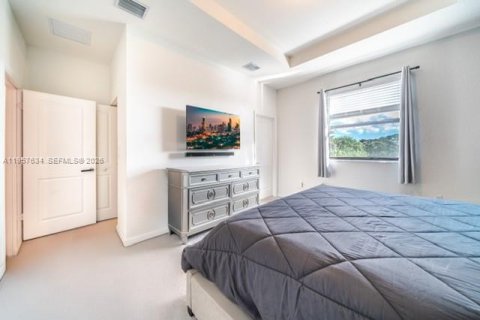 Adosado en venta en Miami Gardens, Florida, 3 dormitorios, 148.18 m2 № 2011609 - foto 16
