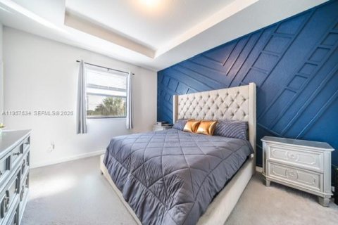 Adosado en venta en Miami Gardens, Florida, 3 dormitorios, 148.18 m2 № 2011609 - foto 15