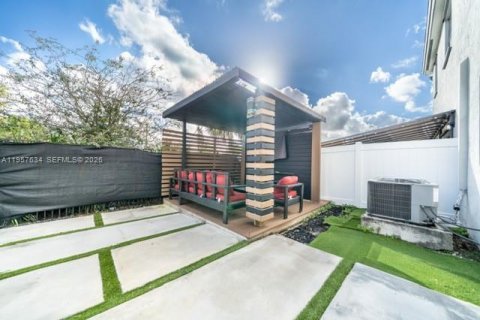 Adosado en venta en Miami Gardens, Florida, 3 dormitorios, 148.18 m2 № 2011609 - foto 26