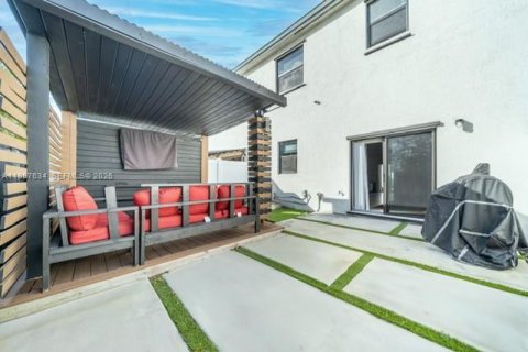 Adosado en venta en Miami Gardens, Florida, 3 dormitorios, 148.18 m2 № 2011609 - foto 27