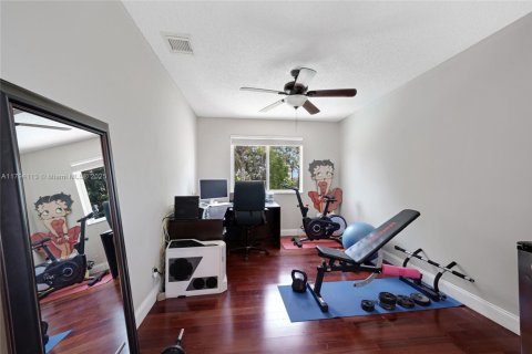 Casa en venta en Pembroke Pines, Florida, 3 dormitorios, 203.46 m2 № 1678740 - foto 5